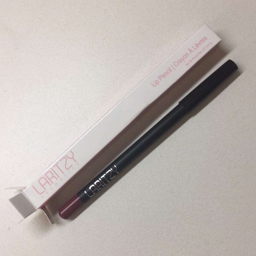 Laritzy Lip Pencil